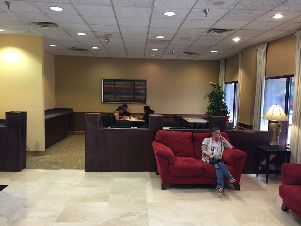North Villa Inn Спринг Екстериор снимка