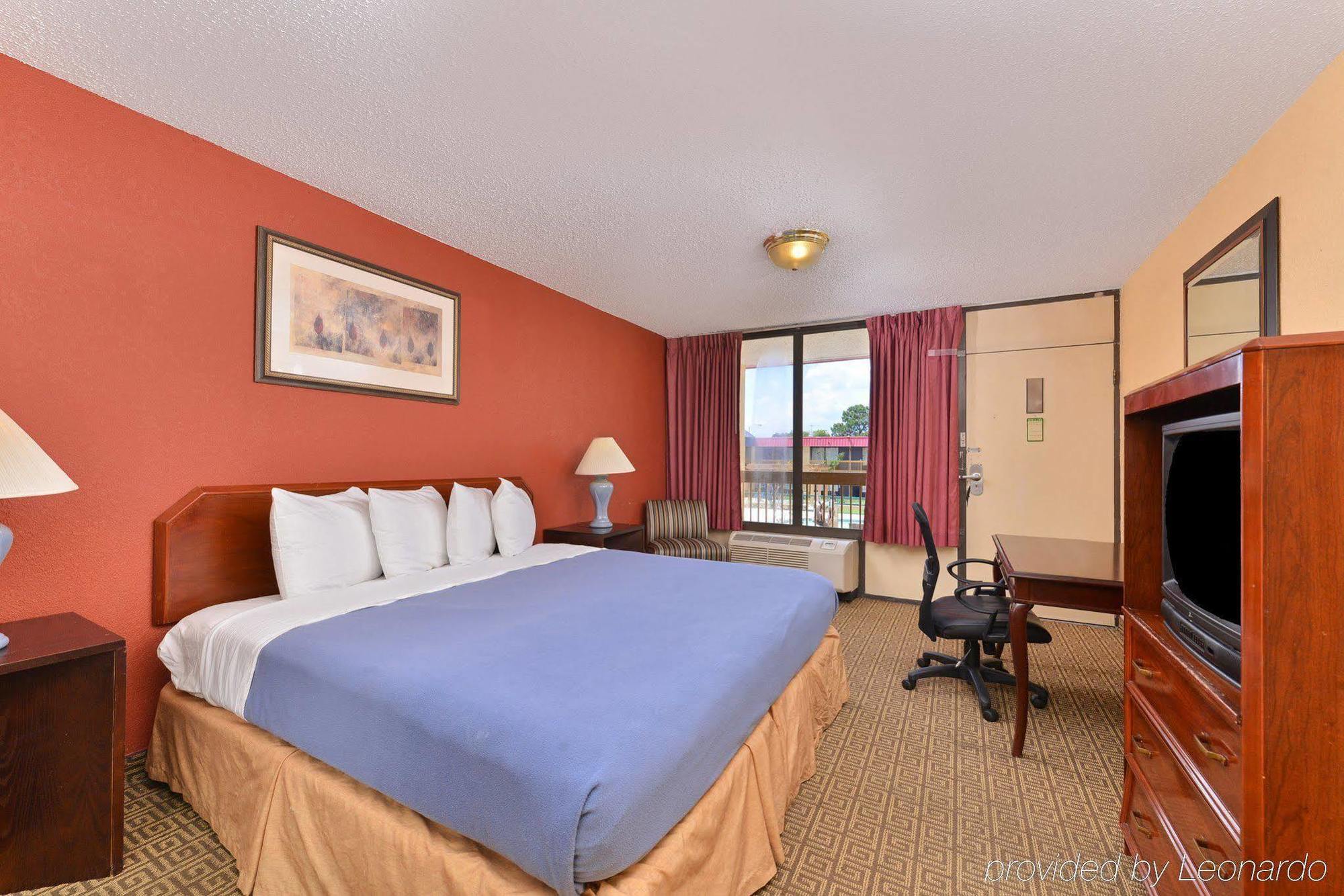 North Villa Inn Спринг Екстериор снимка