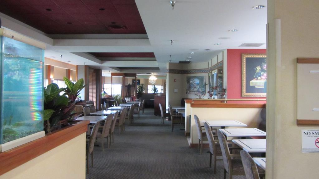 North Villa Inn Спринг Екстериор снимка